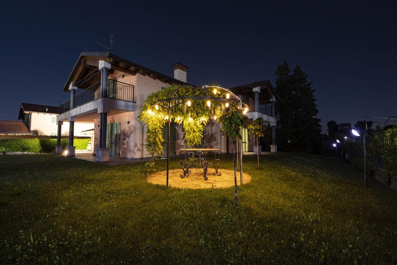 Bed and Breakfast La Casa Della Volpe Vedano Olona Exterior foto